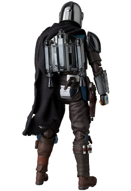 MAFEX The Mandalorian Chrome Ver. Japan version