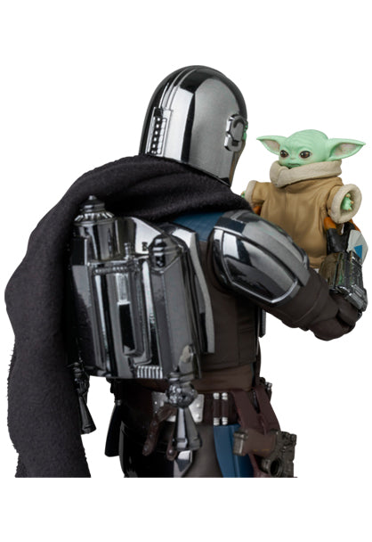 MAFEX The Mandalorian Chrome Ver. Japan version