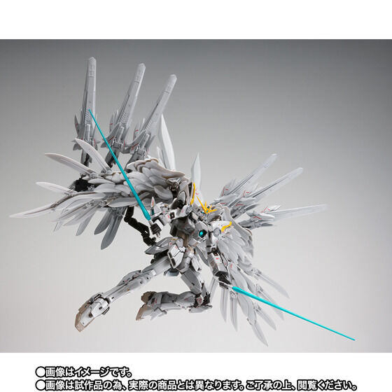 GUNDAM FIX FIGURATION METAL COMPOSITE Wing Gundam Snow White