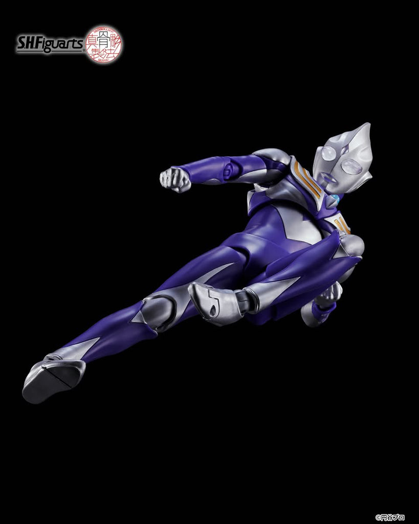 S.H.Figuarts (Shinkocchou Seihou) Ultraman Tiga Sky Type Japan version