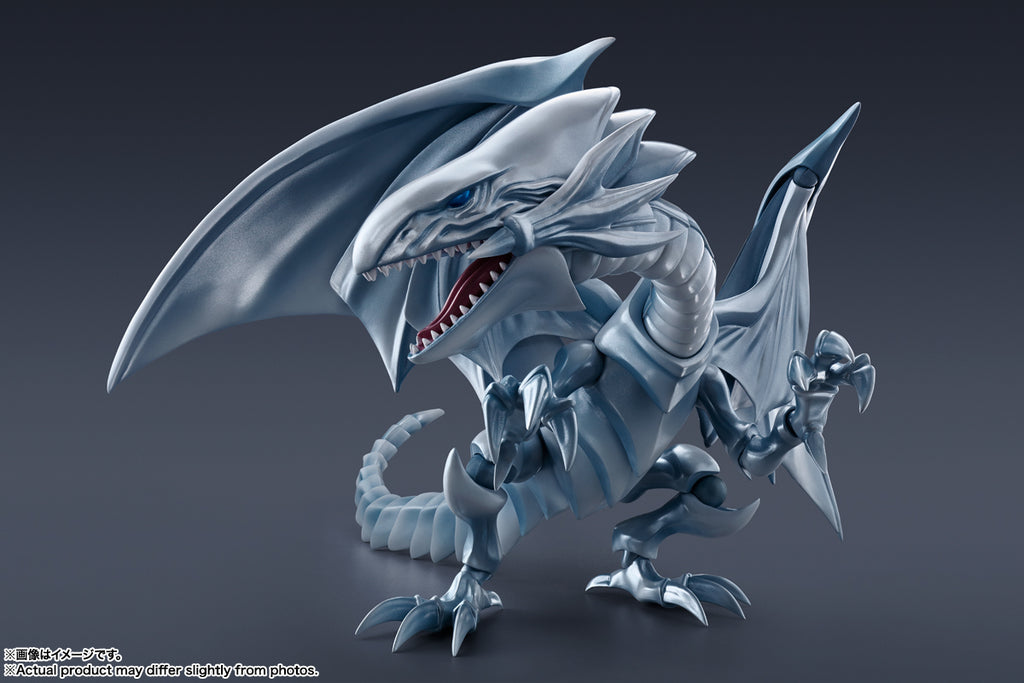 Bandai S.H.MonsterArts Blue-Eyes White Dragon Japan version