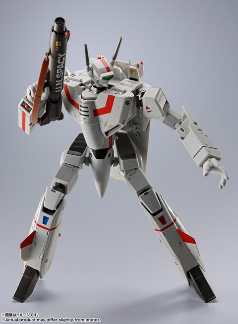 DX CHOGOKIN VF-1J Valkyrie (Hikaru Ichijyo) Store Limited Edition