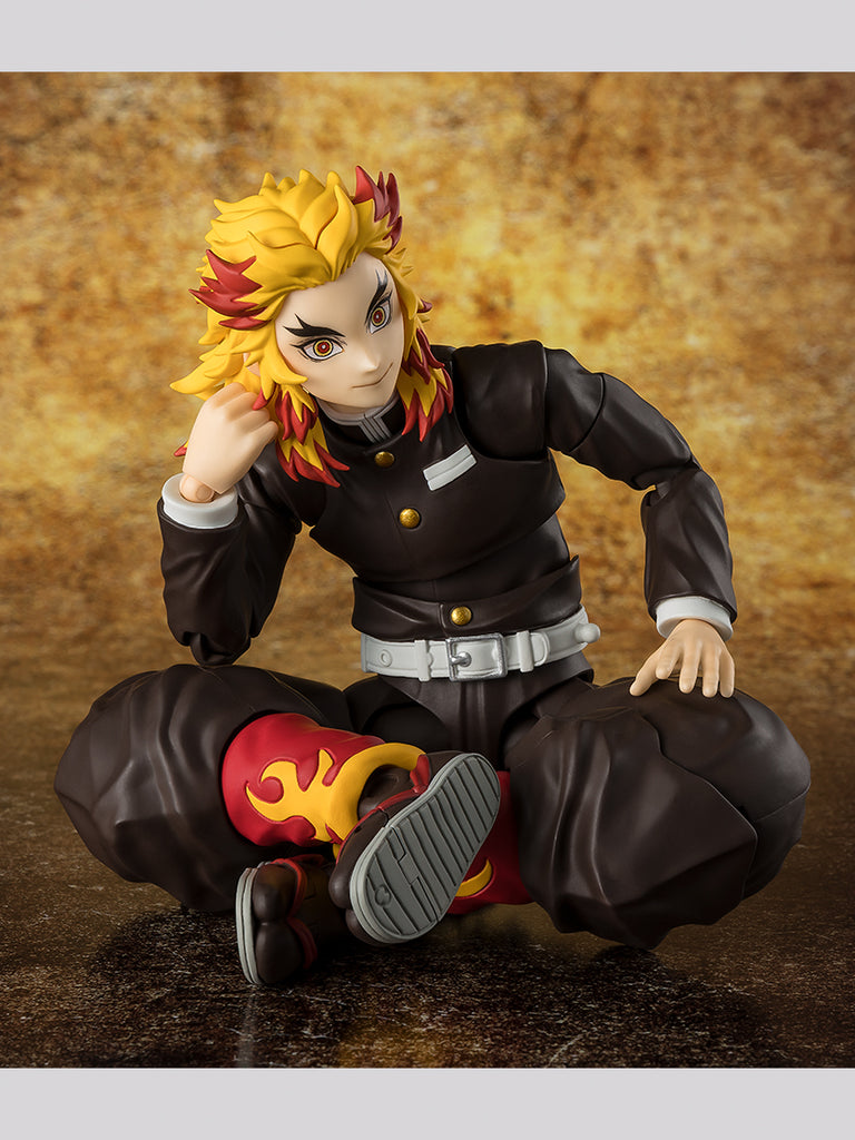 Bandai S.H.Figuarts Kyojuro Rengoku Japan version