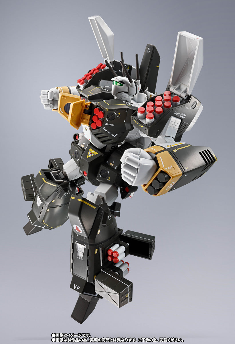 DX Chogokin VF-1S Armored Valkyrie (Roy Focker Special) Japan