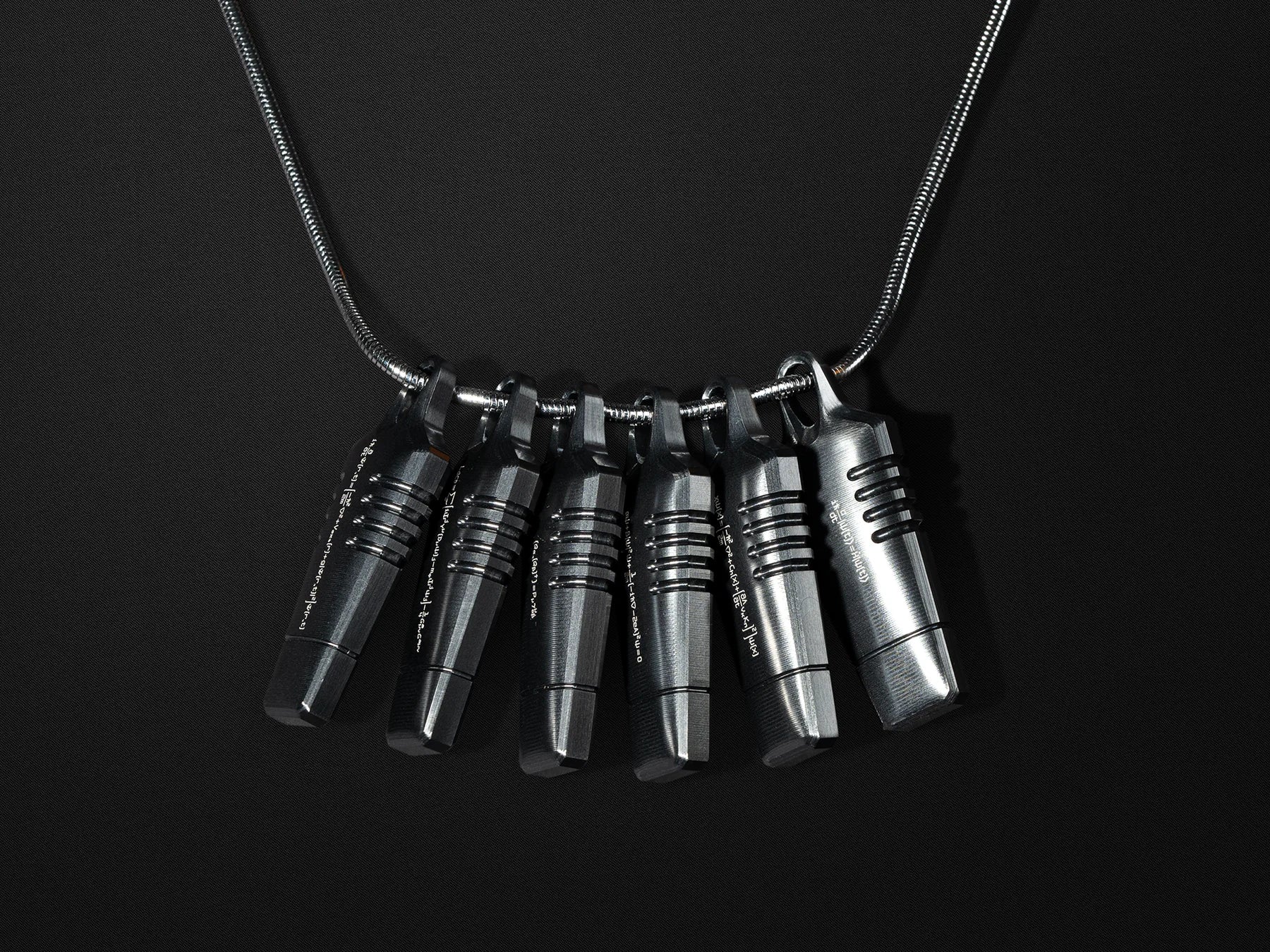 MIDNIGHT MOMENT】square link long necklace / 追跡送 Illusion MIDNIGHT MOMENT】square link long necklace / 追跡送 Illusion