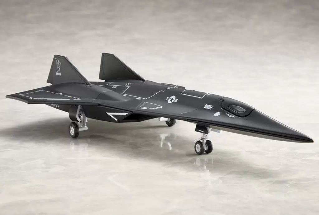 BellFine Top Gun Maverick 1/100 scale DARKSTAR Japan version
