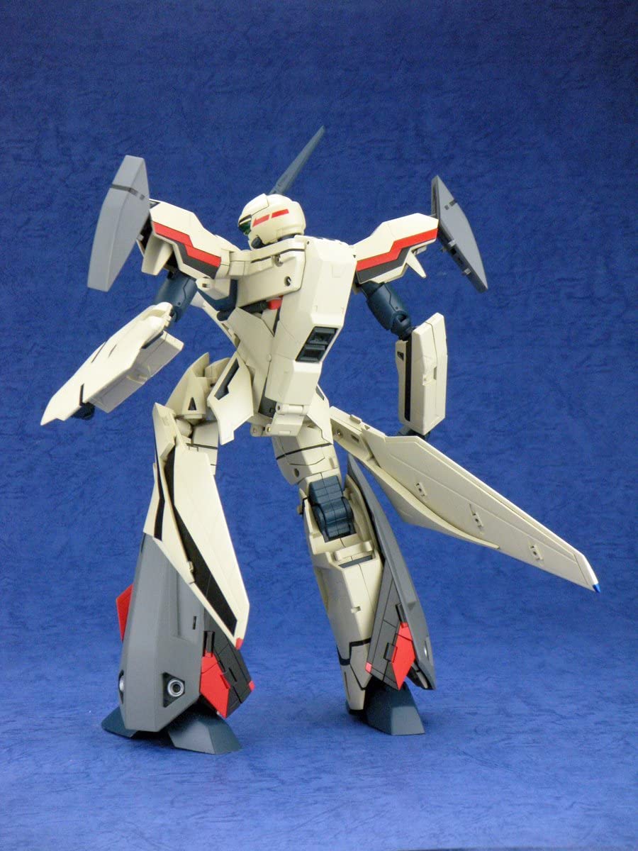 ARCADIA Macross Plus YF-19 with Fast Pack 1/60 scale Japan version